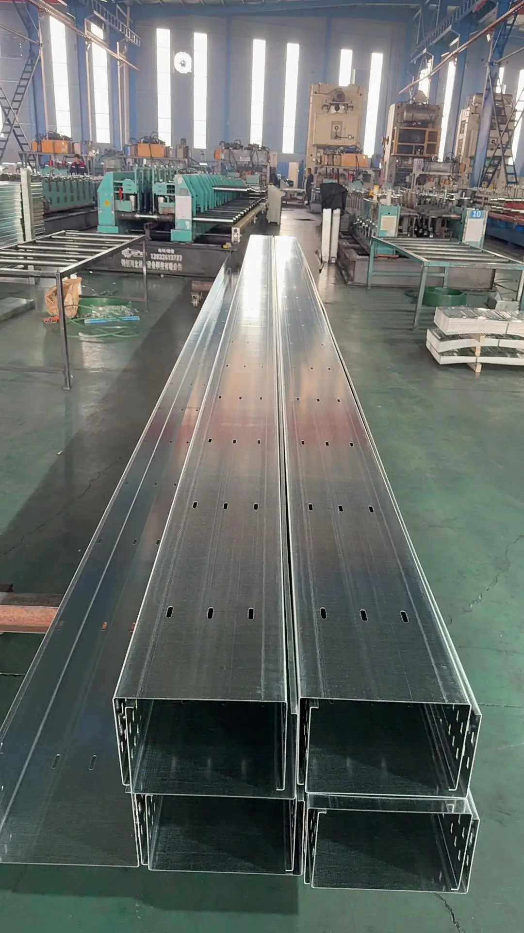 電纜橋架工程優(yōu)選沈陽市永泰祥，12類橋架產(chǎn)品全覆蓋，技術(shù)成熟助力項(xiàng)目高效落地